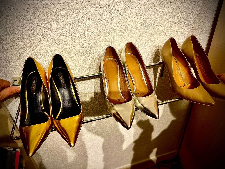 Na BUTY- masz DUŻO butów MAŁO miejsca -Wieszaki montowane na ścianę