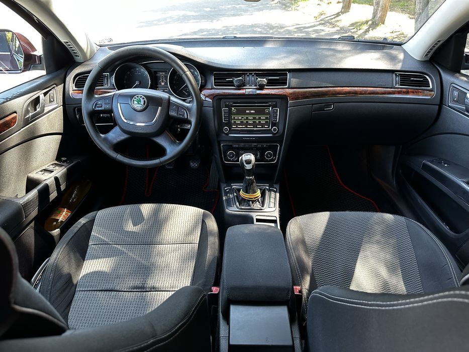 Skoda Superb 2.0TDI (170к.с)  2008