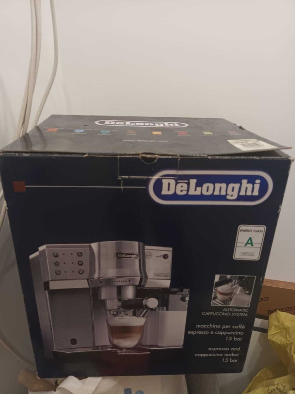 Ekspres kolbowy DeLonghi EC860M plus młynek DeLonghi