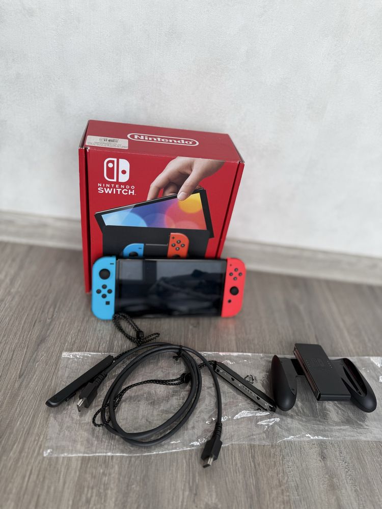 Ігрова приставка Nintendo Switch OLED