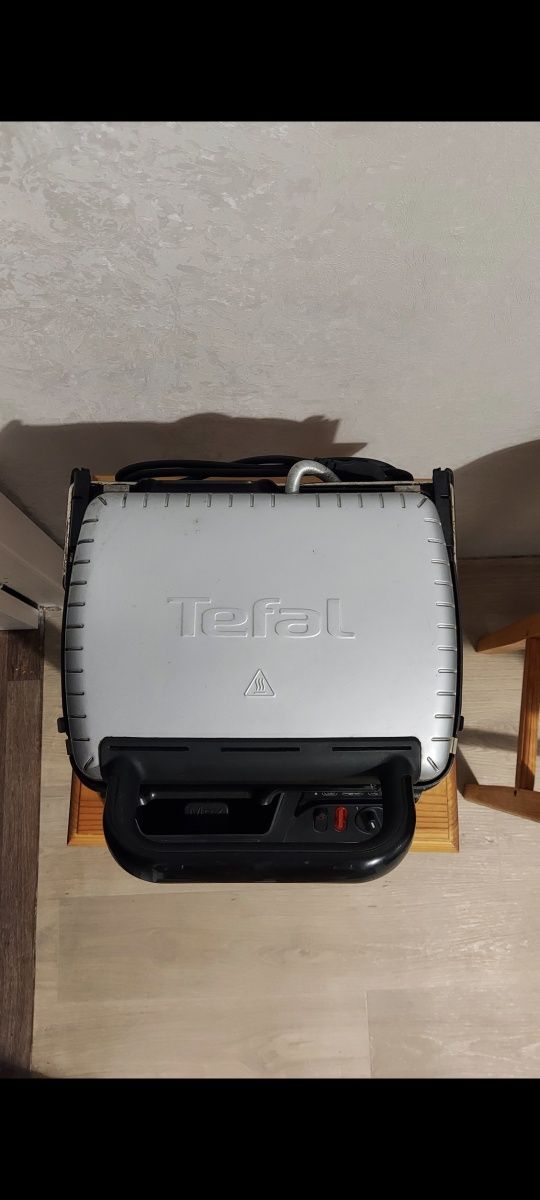 Гриль TEFAL 6695 s1, 2000W