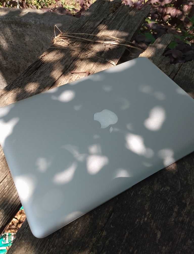 Продам macbook air 2008 в чудовому стані