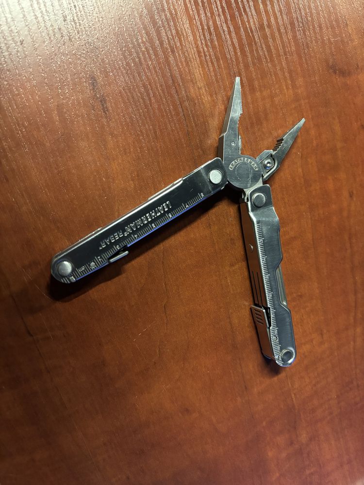 Letherman Rebar multitool