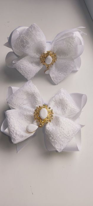 Білі бантики ручної роботи.Пишні бантики, на гумці,на заколці Шкільні