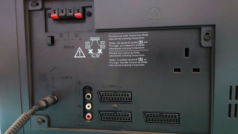 Televisão Philips 28" 16:9