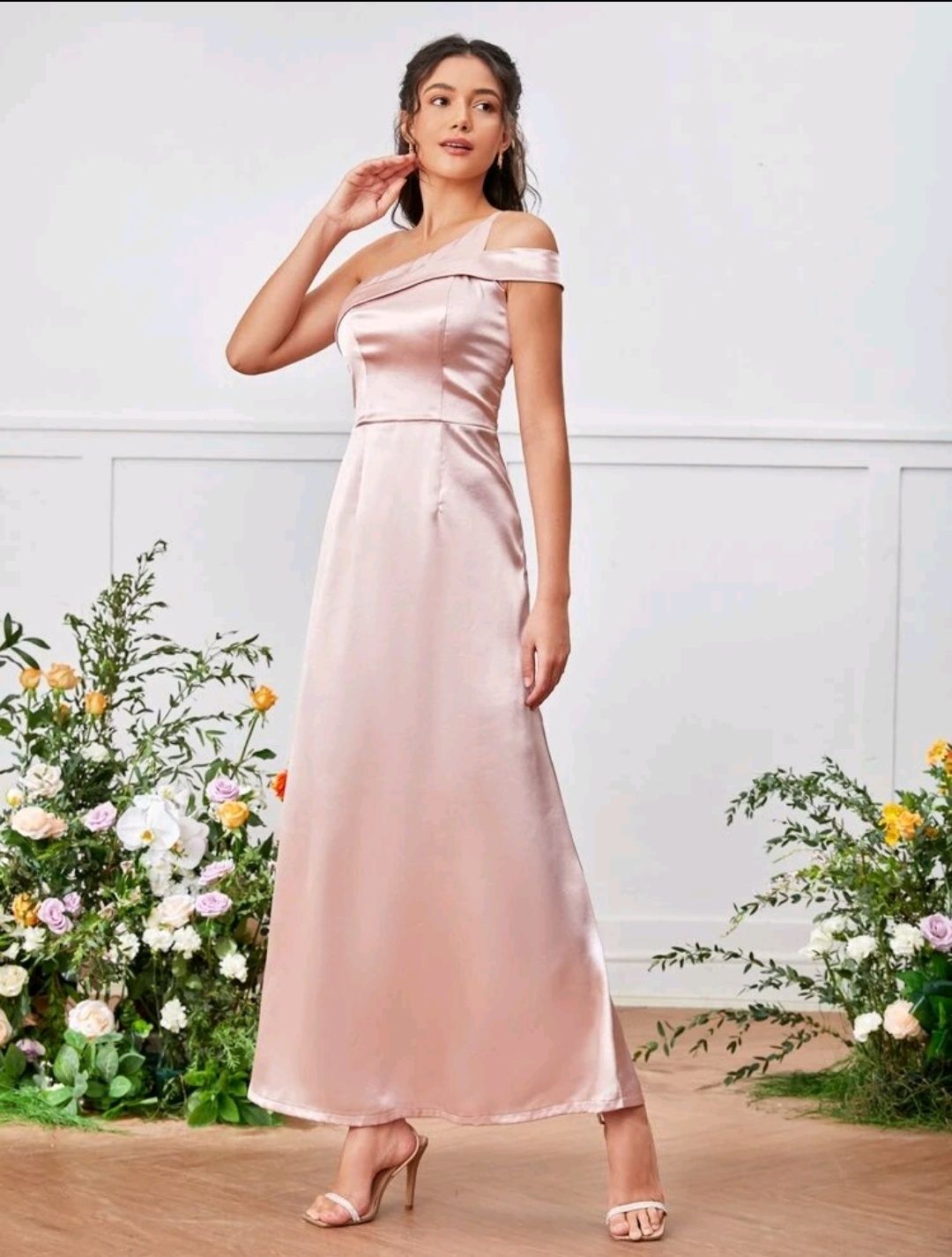 Vestido de Cetim Rosa