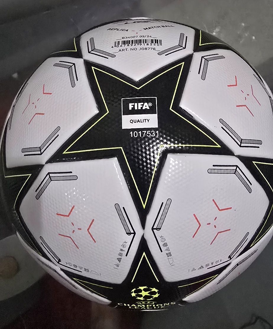 Bola Champions League 2024/25 Fase Liga
