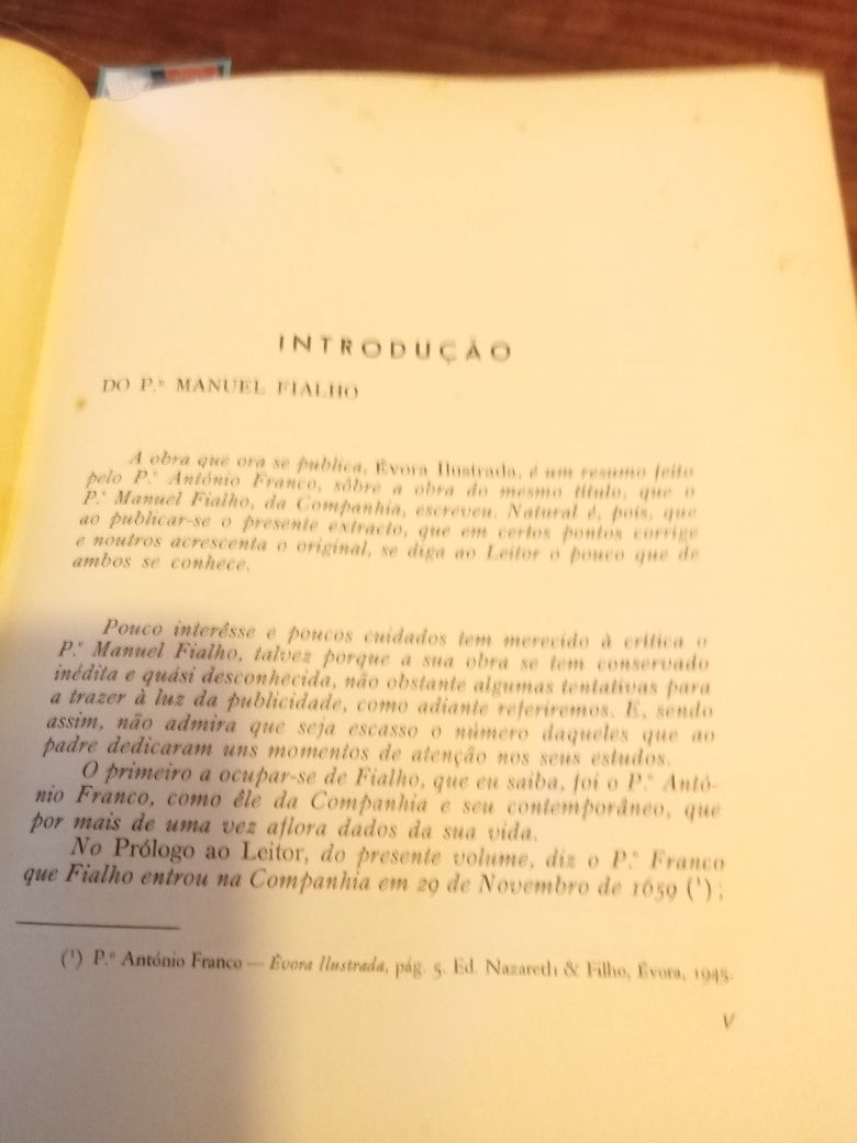 Livro de Évora ilustrada do Padre António  Franco
