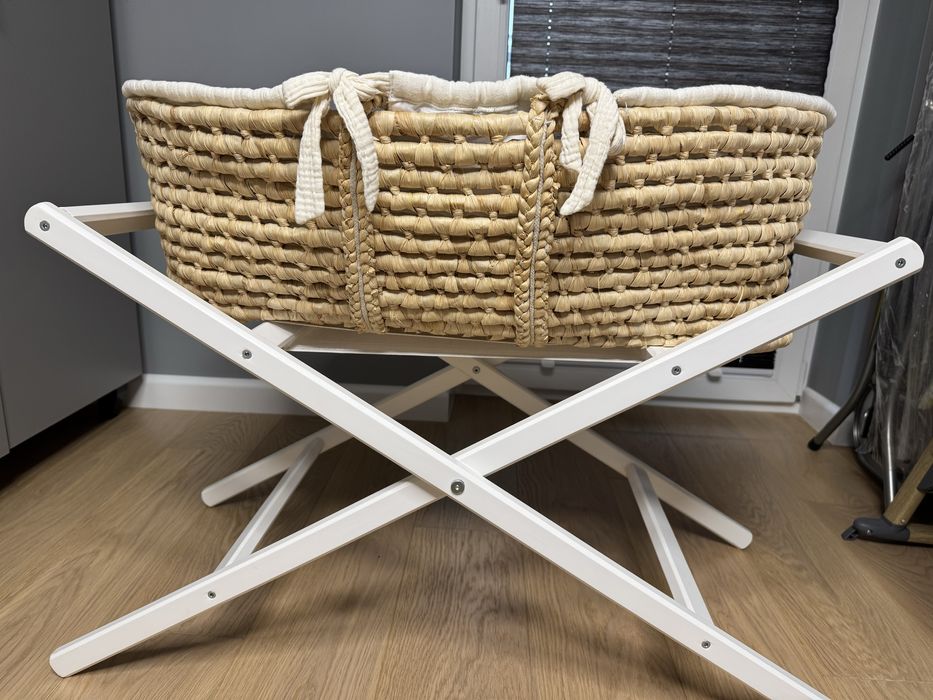 Kosz Mojrzesza wraz z materacem