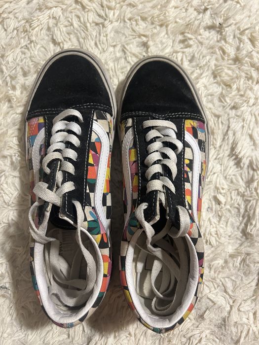 Vans coloridos usados