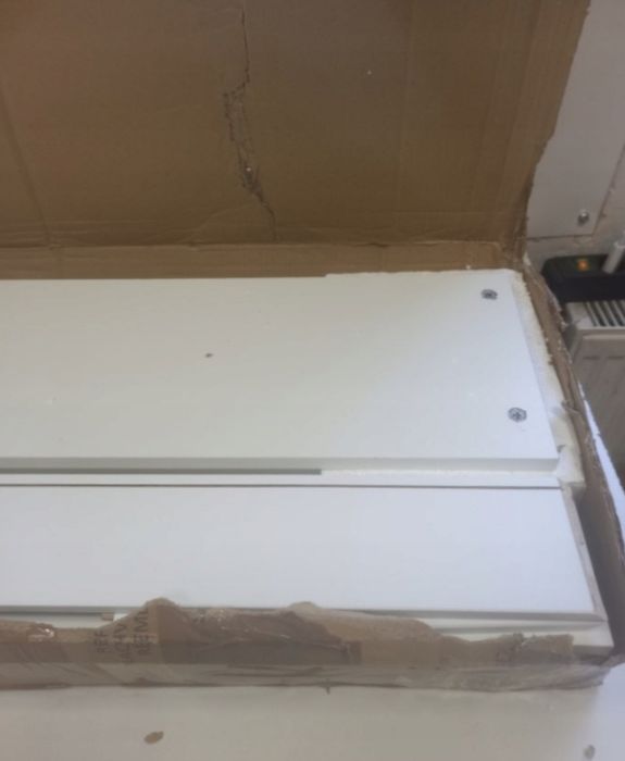 FMD MOBEL stół konsolowy biały używany 100 x 80 x 40 cm