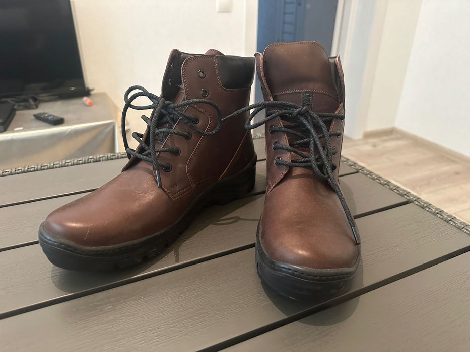 Чоловічі шкіряні демісезонні ботинки 45 розмір