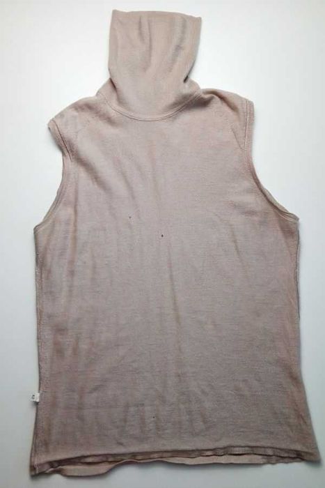 Безрукавка Brioni. Шёлк и кашемир. Размер 42.