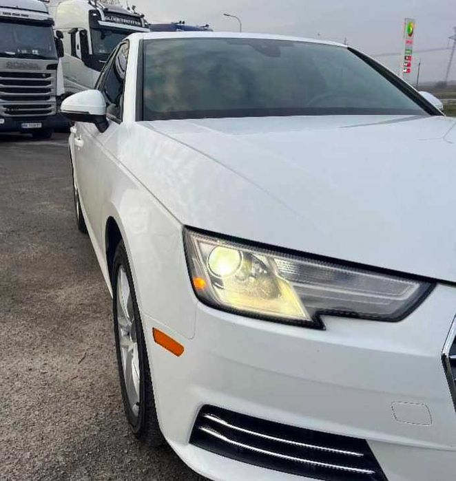 Продаж авто Audi A4