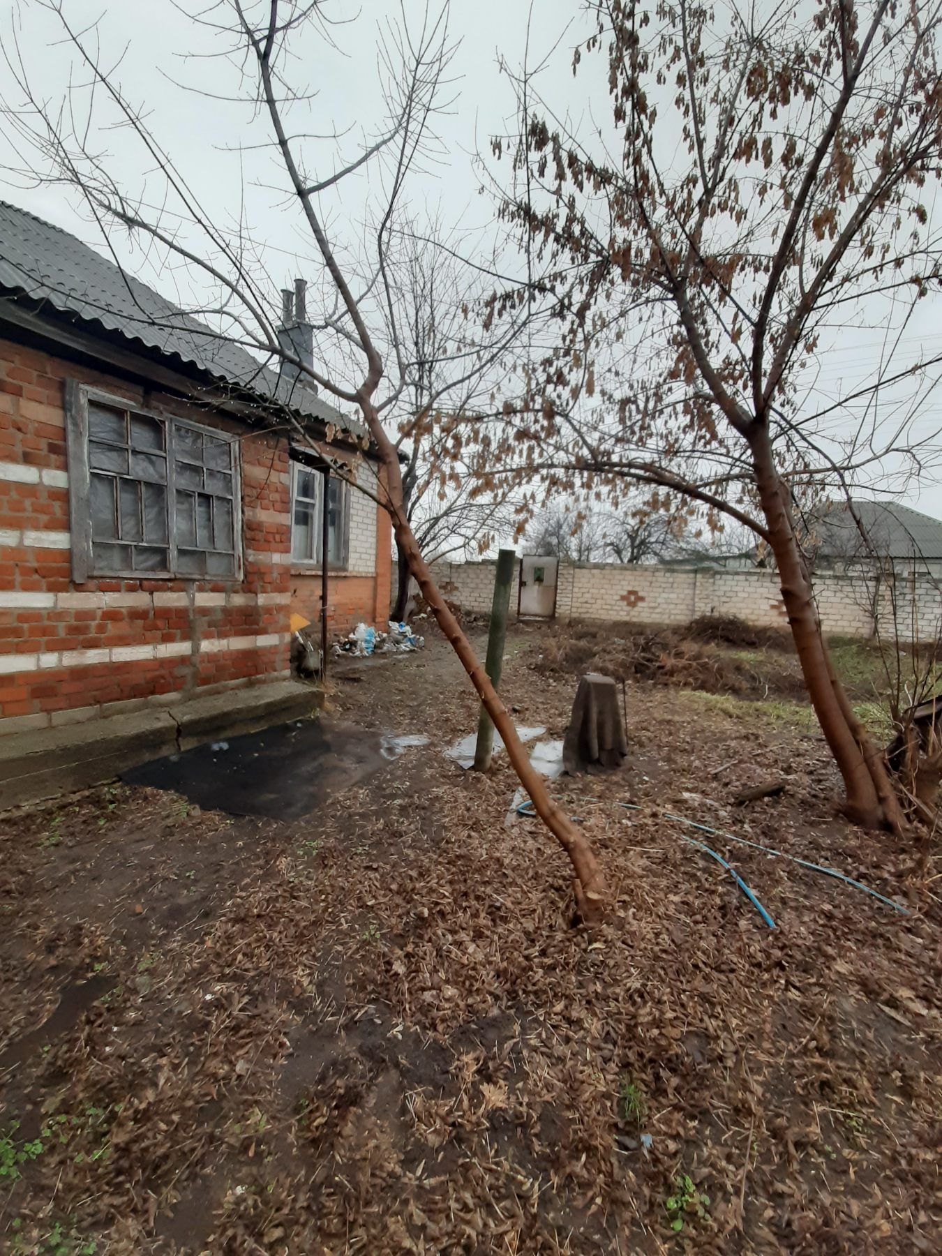 Продам жилой дом в пгт Новопокровка, Харьковской обл., Чугуевского р-н
