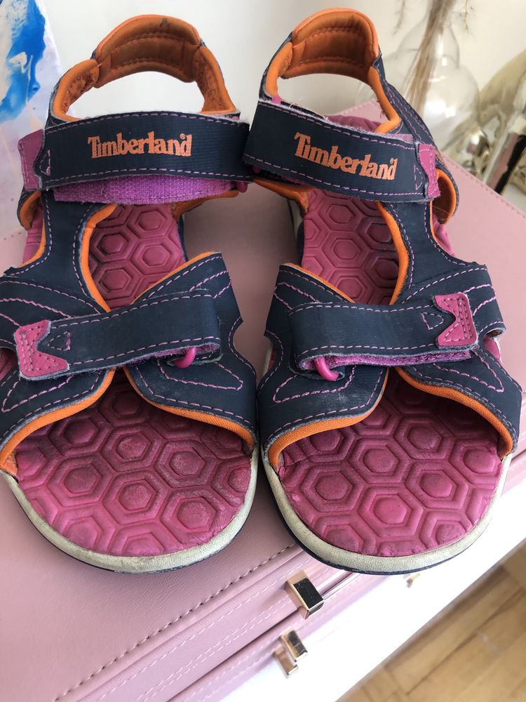Sandały dziecięce Timberland 34 , regulowane rzepami , idealne .