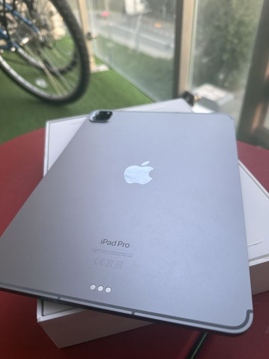Ipad pro 11 4 gen / 128 GB / wifi + cellular