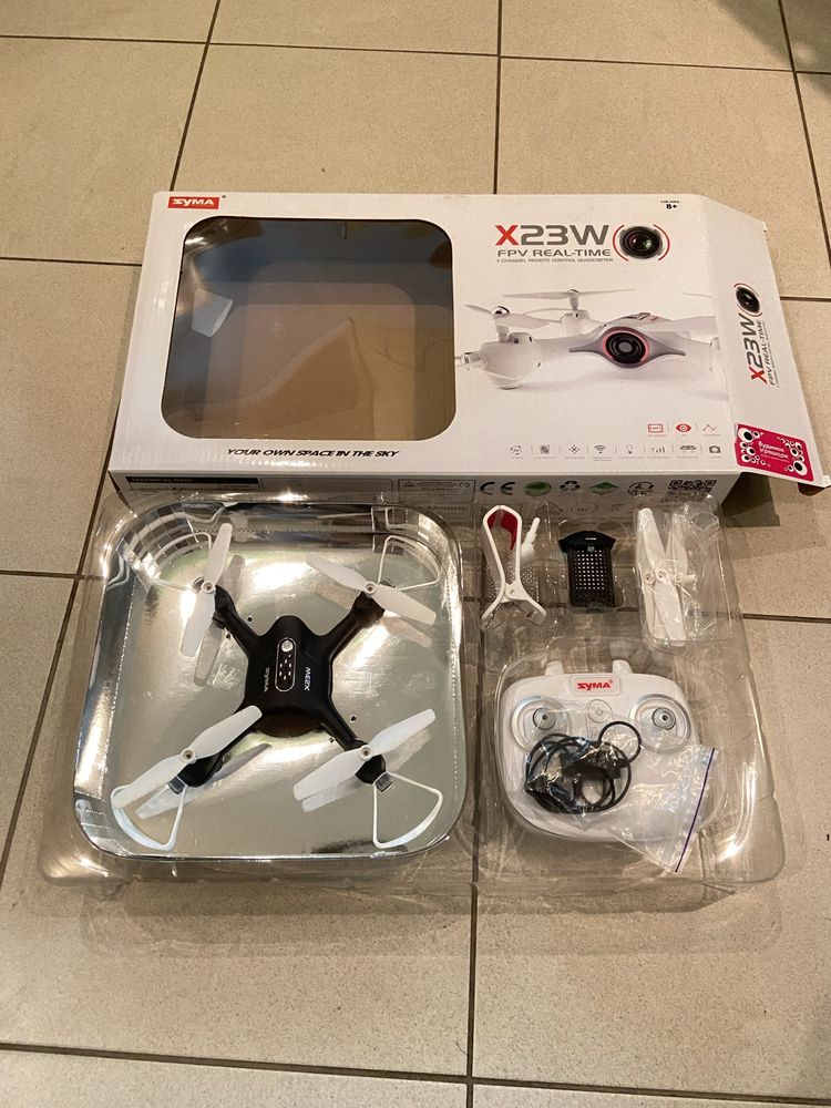 Квадрокоптер Syma X23W