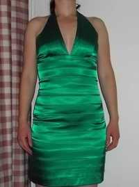 Sukienka zielona wiązana na szyi na bal ósmych klas lub wesele