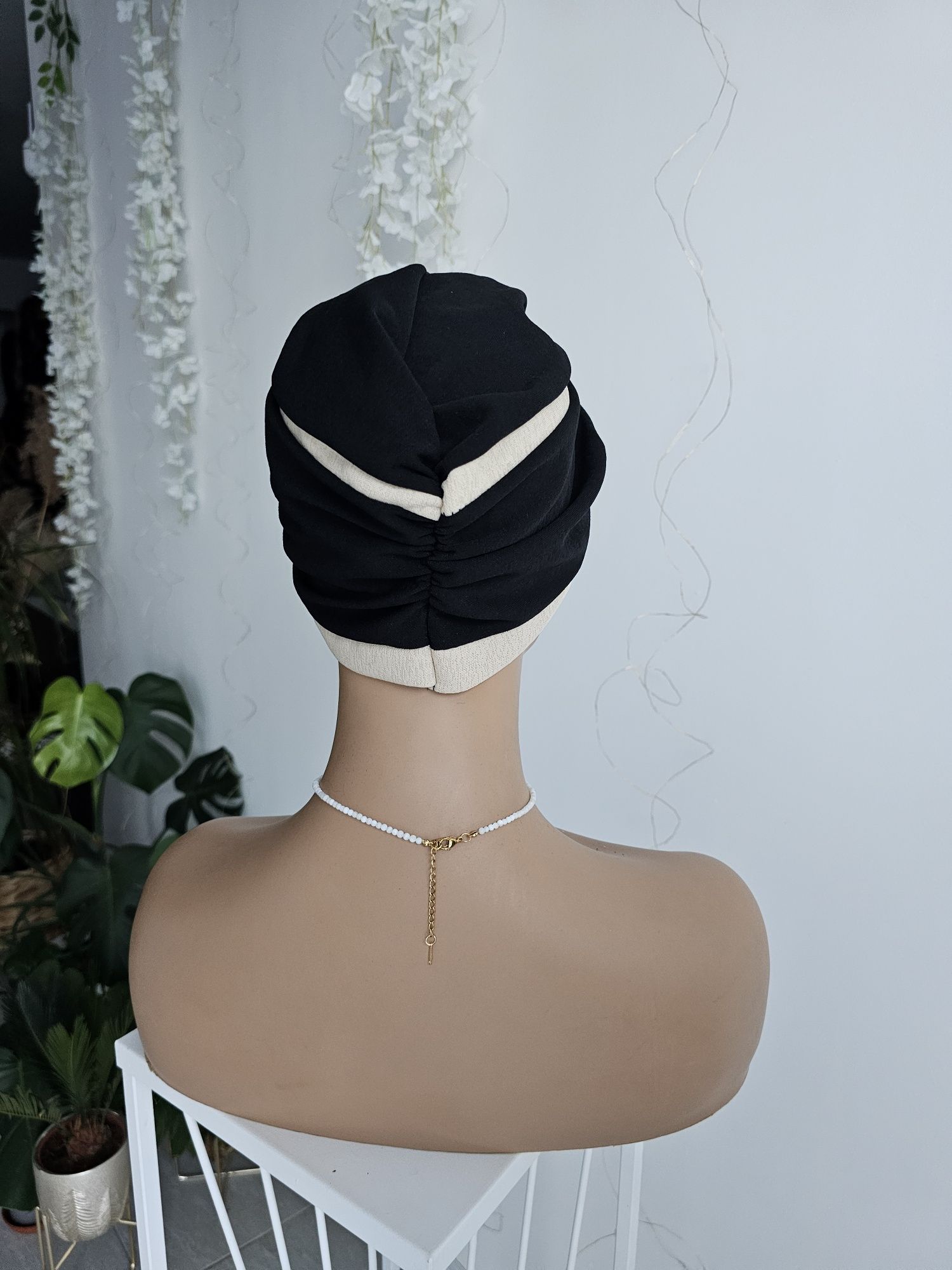 Turban czepek Ola czarny-beż nakrycie głowy podczas leczenia czapka