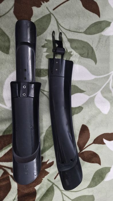 Крила для велосипеда, нові, чорні