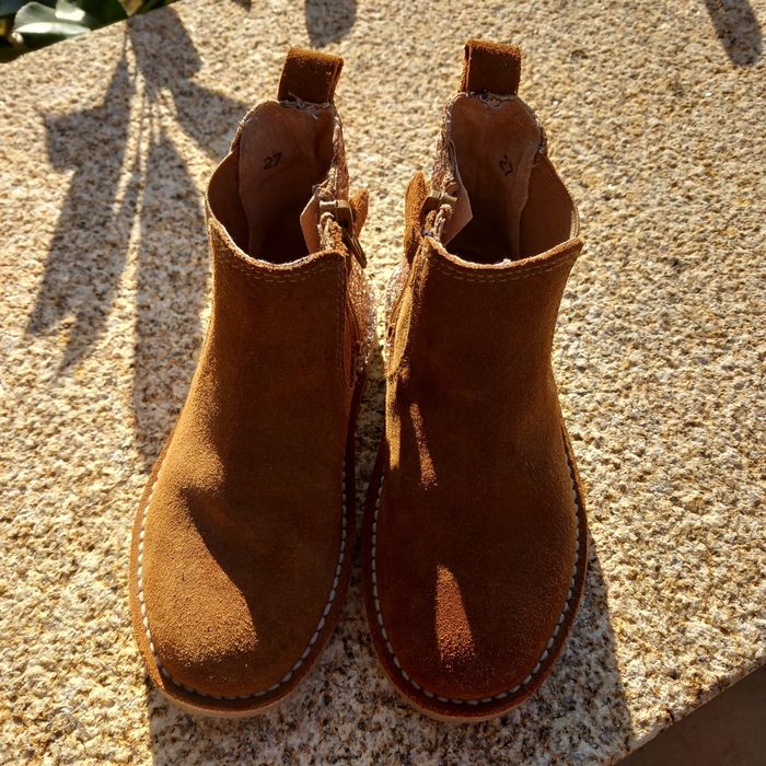 Botas (tamanho 27)