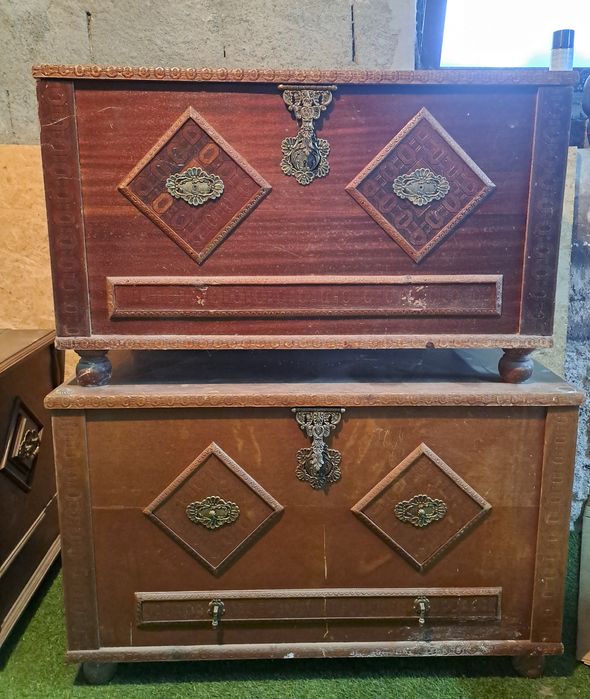 Arca/baù de madeira