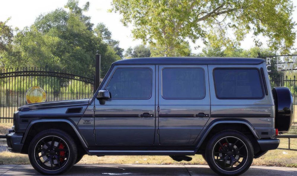 Mercedes-Benz G-Class AMG G 65      2017