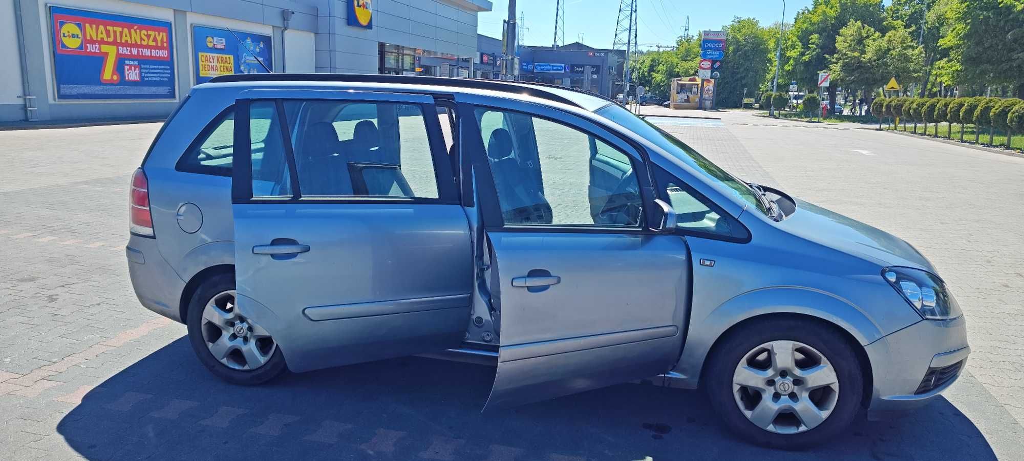 OPEL ZAFIRA B 1.9 CDTI wersja Sport 2006 rok 7osob.