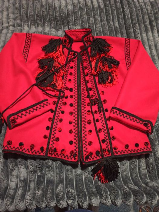 Сучасний вишитий вручну гуцульський сардак