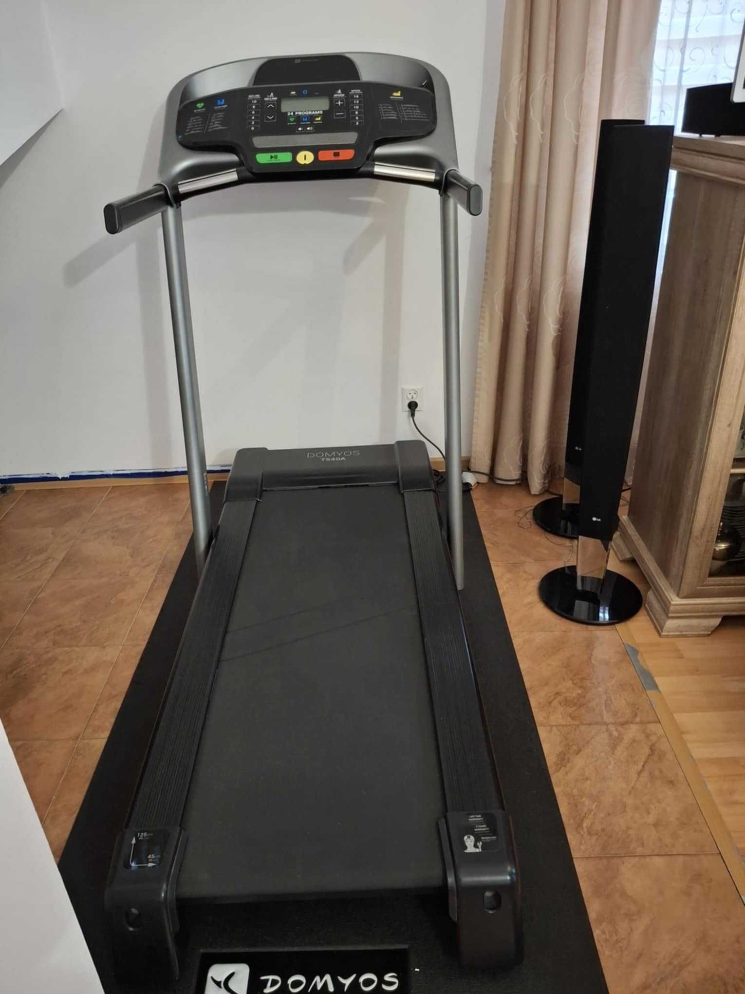 Bieżnia Domyos T540A