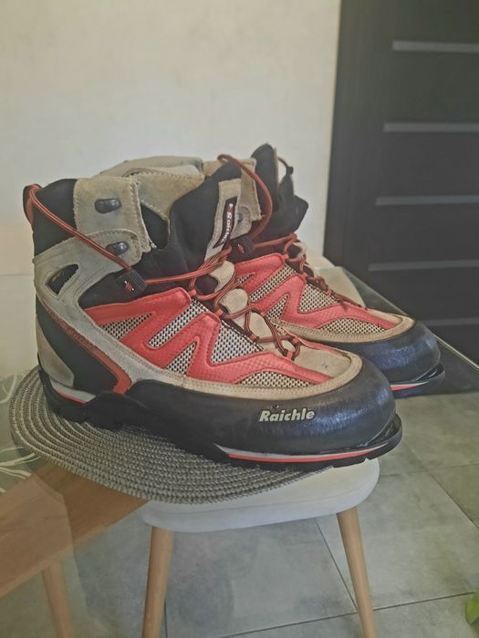 Трекінгові черевики raichle від mammut 45 р