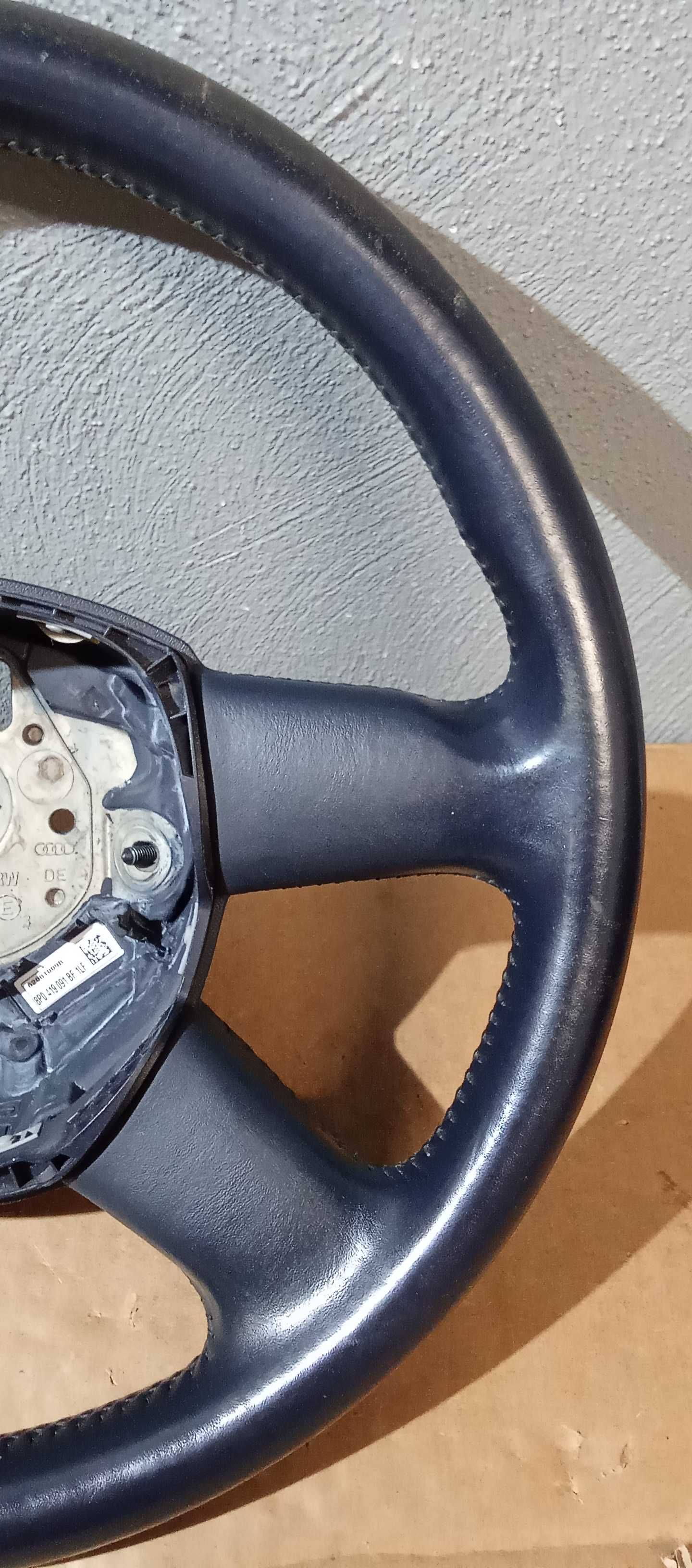 Kierownica Audi A4 B7  Ciemny Granat  kierownica Audi A4 B7 nr 2M