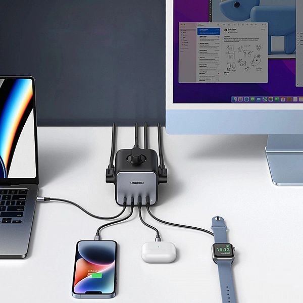 Ugreen kostka listwa zasilająca 65W USB / USB C + 3x gniazdo AC czarna