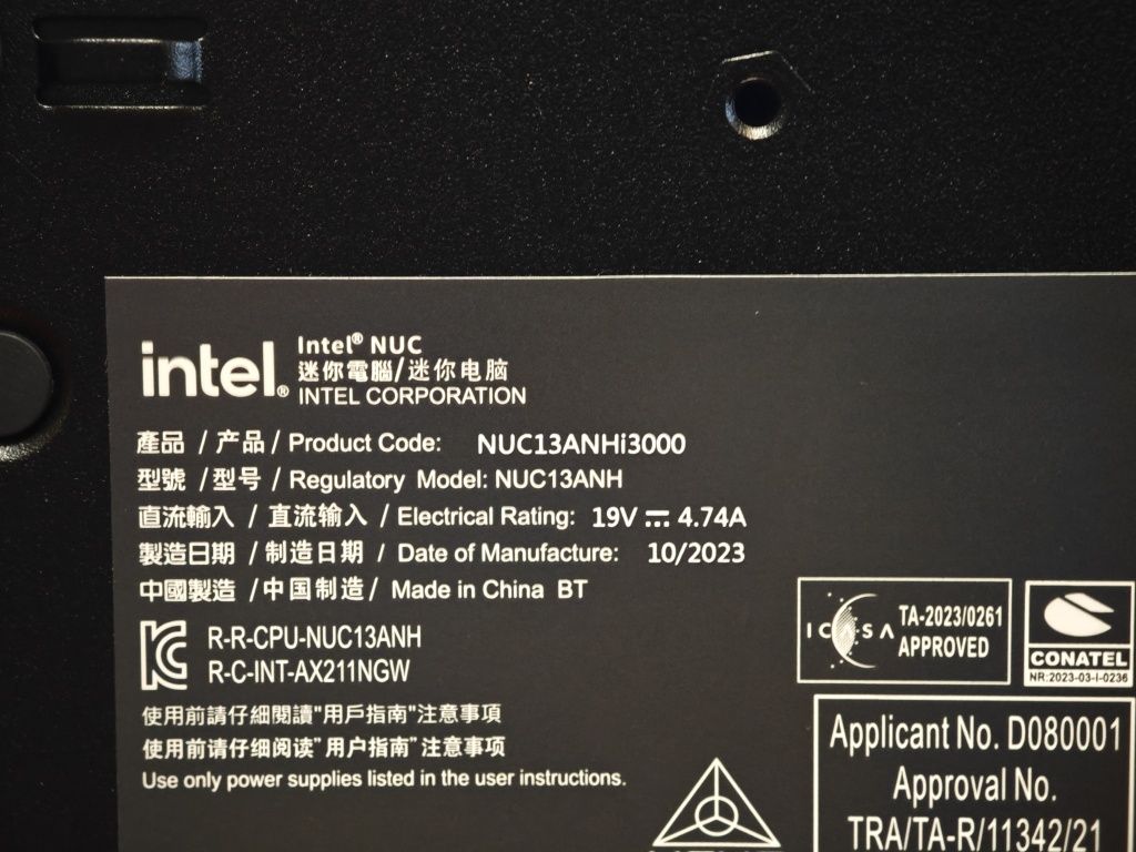 Intel NUC 13 Pro Intel Core i3 1315U 8/256GB Windows 11 Pro