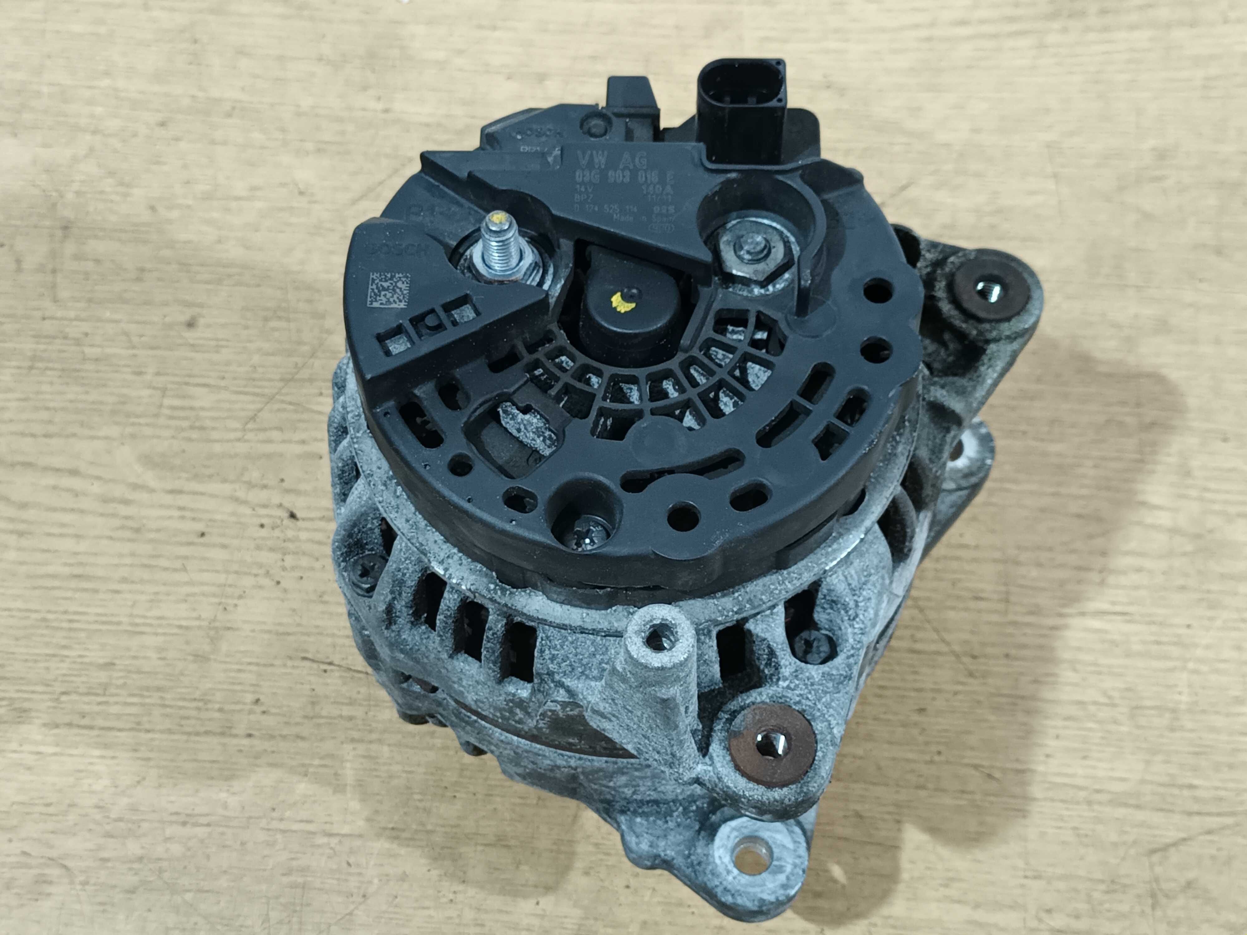 Alternator BOSCH AUDI A4 B8 A5 Q5 2.0 TDI 140A 14V