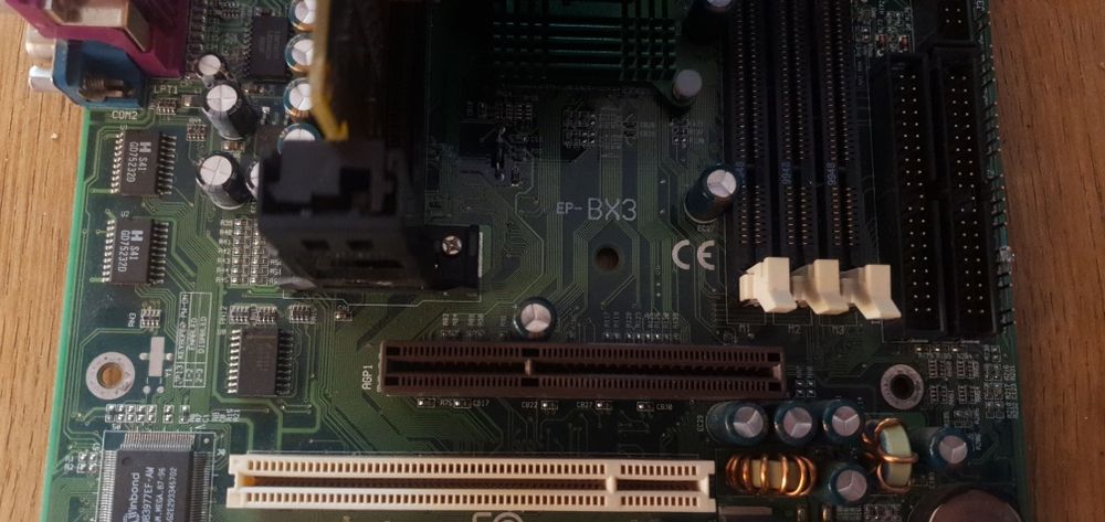 Płyta EPOX EP-BX3 SLOT1 + Celeron 433MHZ RETRO jak ASUS P3B-F