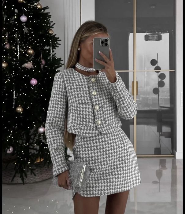 Твидовый серый костюм