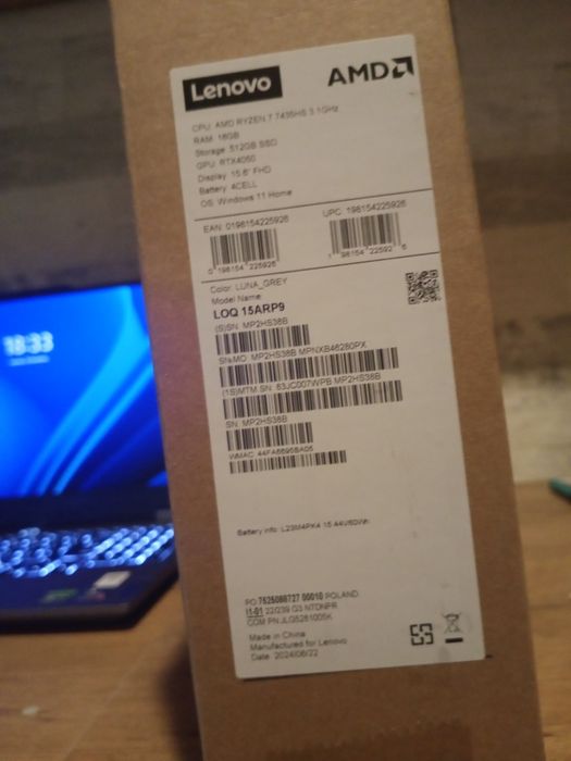 Sprzedam laptopa nowy