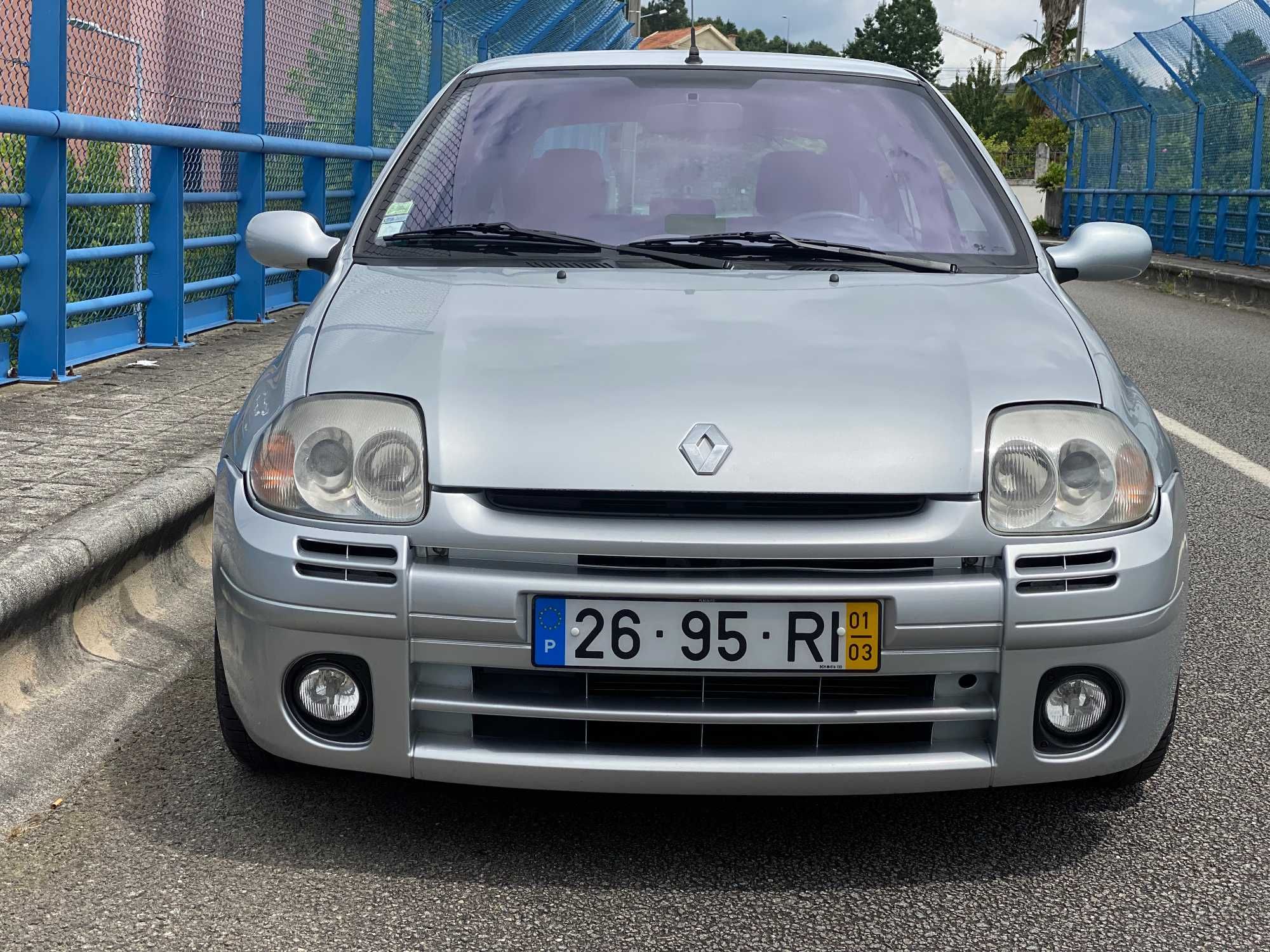 Renault Clio 2.0 SPORT