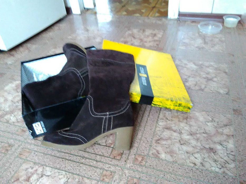 Чоботи  замшевіі єврозима Антоніо Біаджі 39 розмір