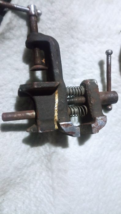 Тиски (лещата) І зажим Виробництво ще СССР.