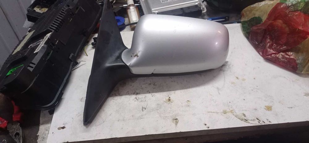 Ауди А6 С5 Шторка багажника Зеркало Ручка