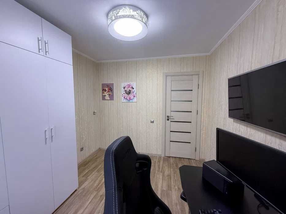 Продам 3к кв, пр.Героев, Победа-4 (Кодак)