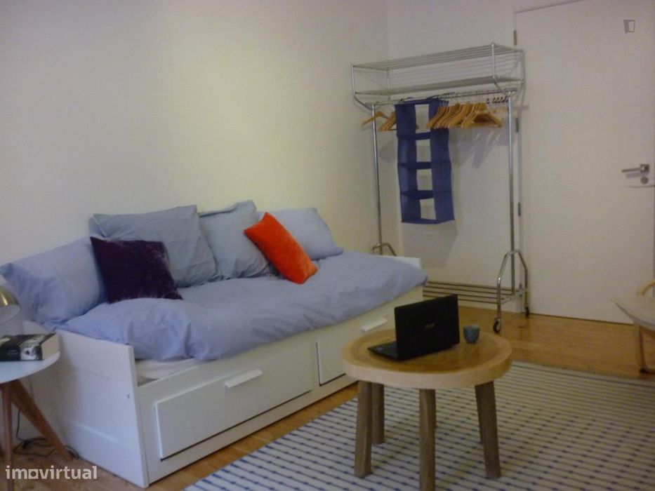 Estúdio - localizado em Arroios Lisbon