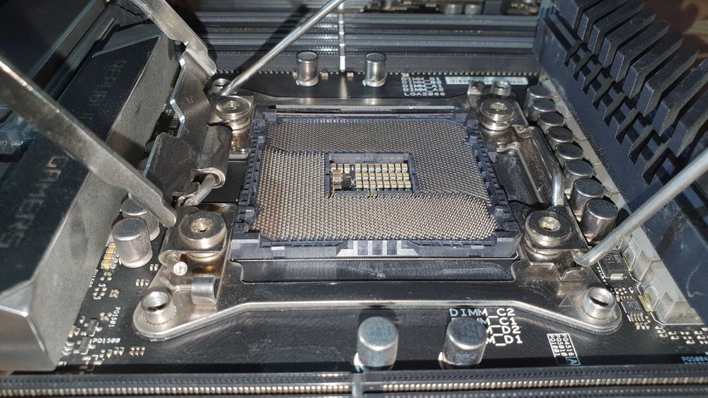 ASUS ROG Rampage VI Extreme + i9 7900x