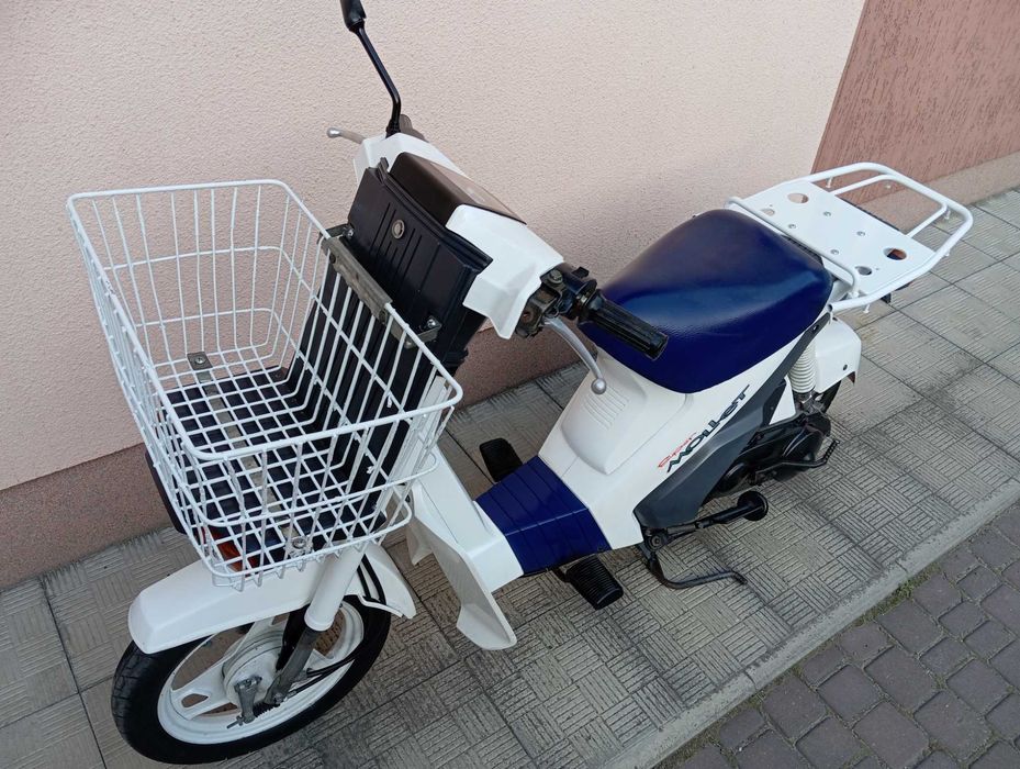 Suzuki Mollet грузовий скутер