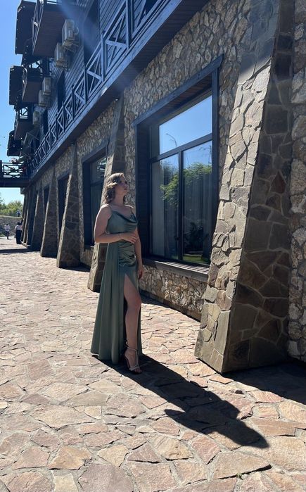 Оренда/Прокат сукні