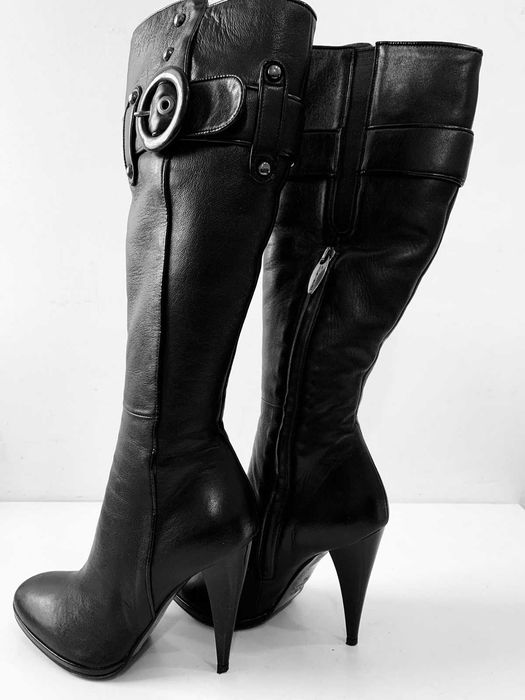 Зимние женское сапоги Loriblu размер 36