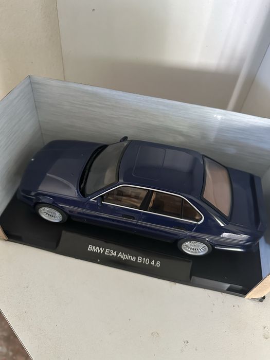Vendo miniatura e34 alpina 1/18